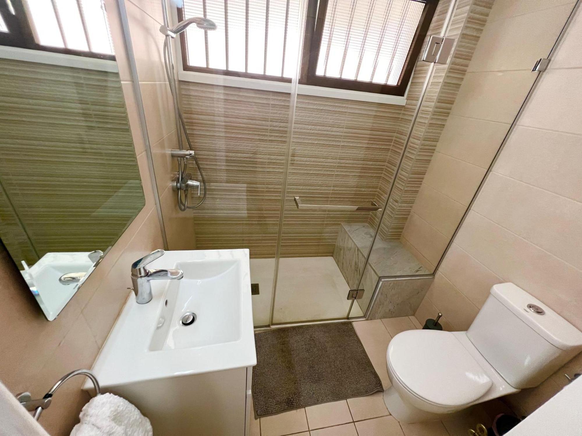 Azul Sea View Daire Larnaca Dış mekan fotoğraf